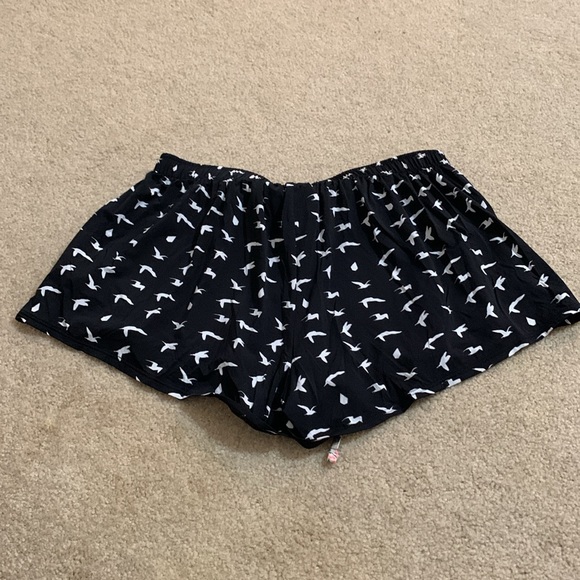 Volcom Swim Shorts - Picture 2 of 3